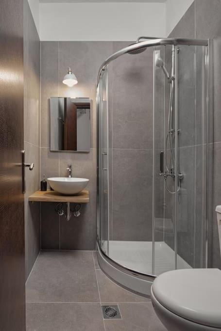 Frog1 Διαμερισμα Στο Κεντρο Τησ Πολησ Apartment Ioannina Ngoại thất bức ảnh